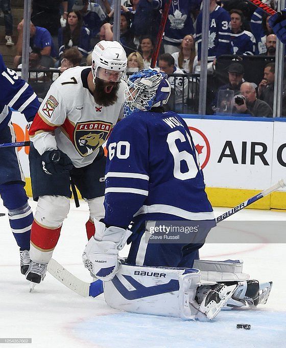 Florida Panthers Battle With Carolina Hurricanes At NHL Eastern Conference  Final Shirt - Bring Your Ideas, Thoughts And Imaginations Into Reality Today