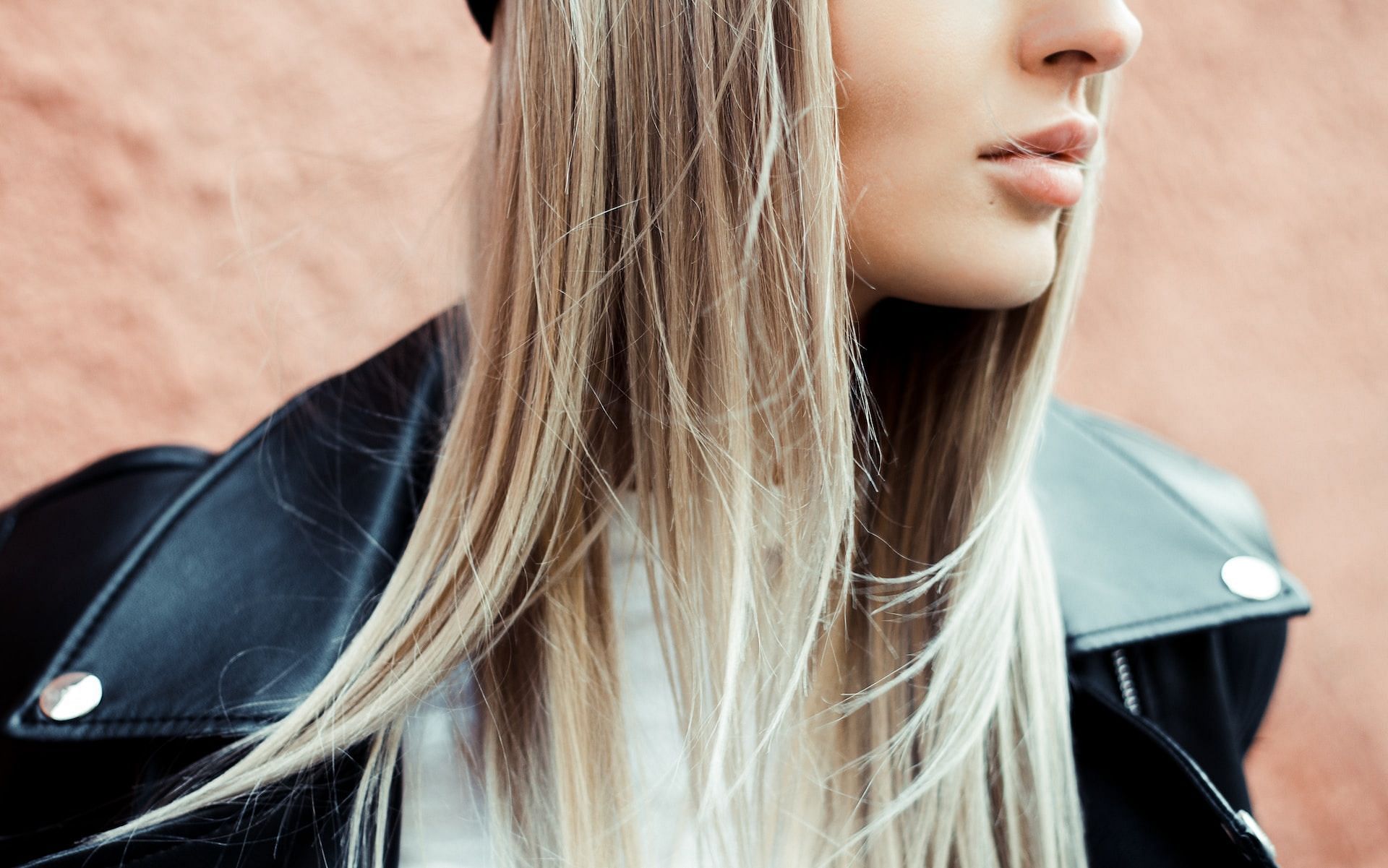 Hair growth (Photo by Alina Kovalchuk on Unsplash)