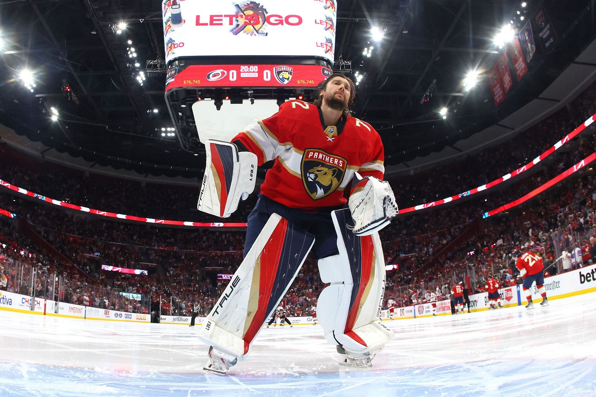 Sergei Bobrovsky gets shutout, Panthers top Hurricanes 1-0 for 3-0