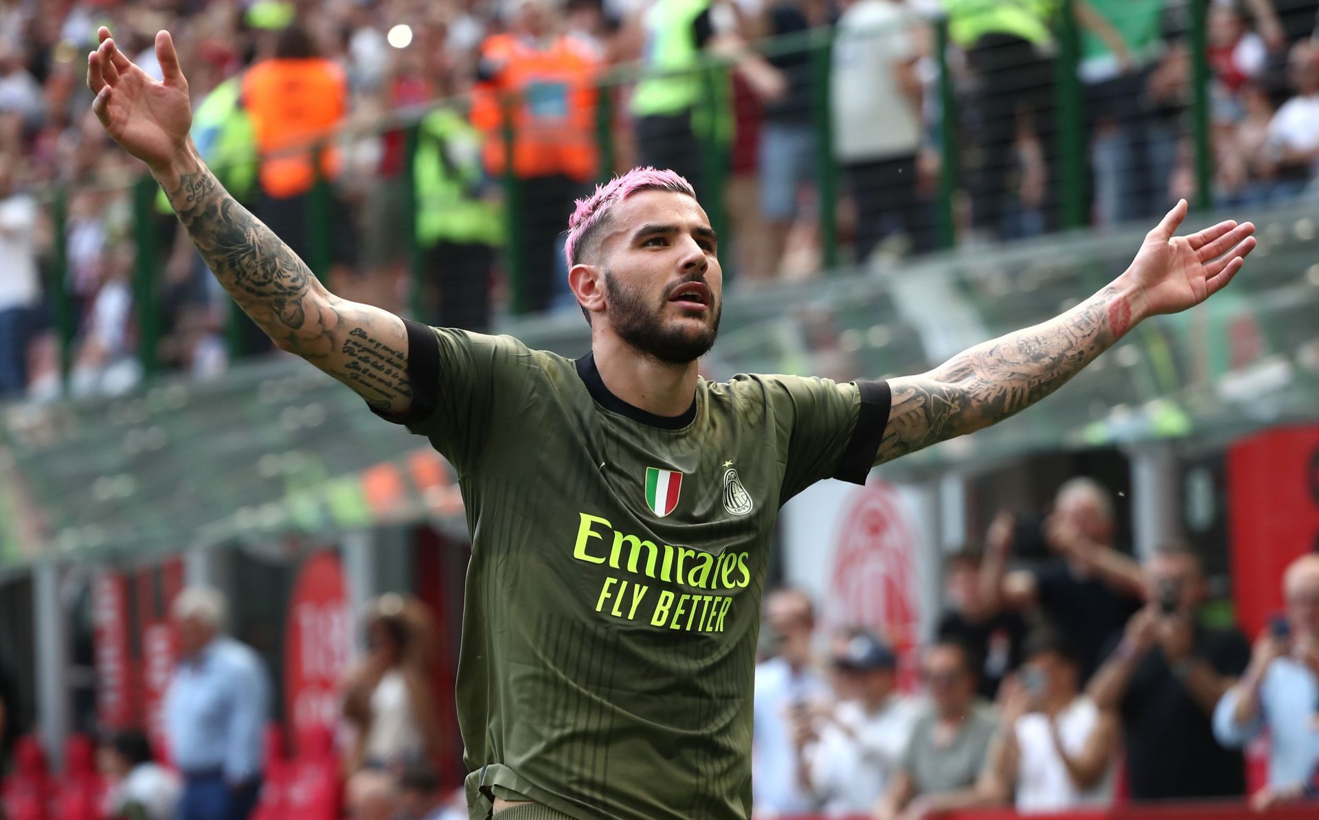 Theo Hernandez has admirers at the Santiago Bernabeu.