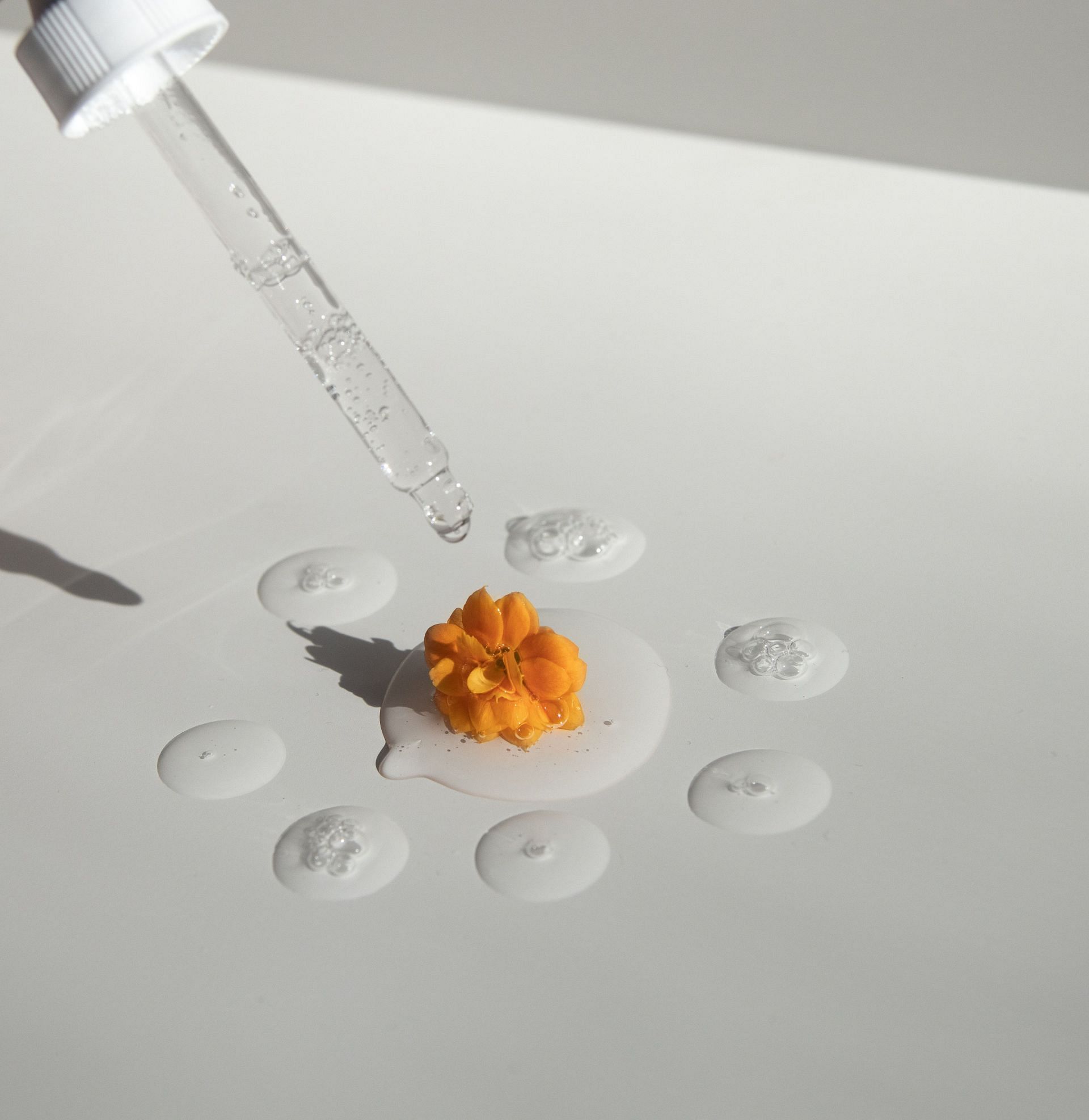 Calendula gel is a natural topical ointment for skin irritation.(Image Via Pexels)