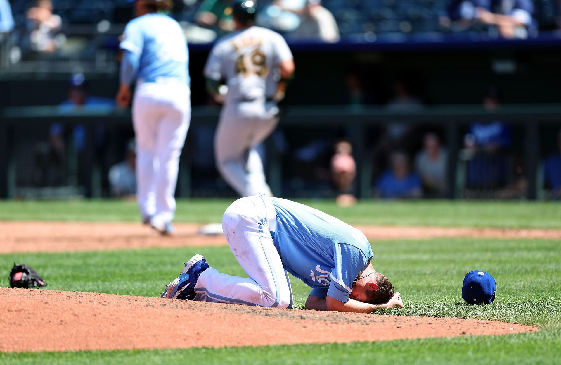 Kansas City Royals - Retired Gordo reppin'. (Via Kansas Jayhawks)