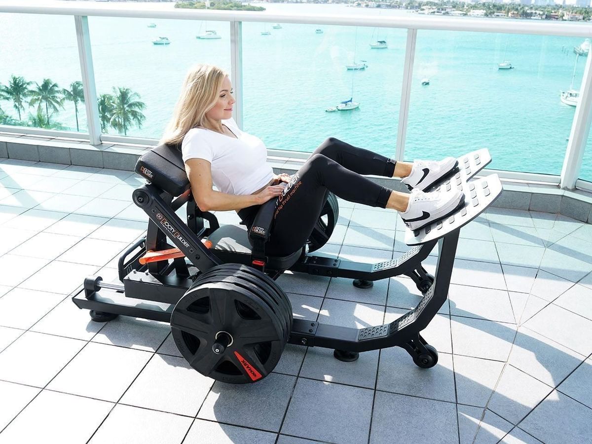 6 Best Exercise Machines for Glutes