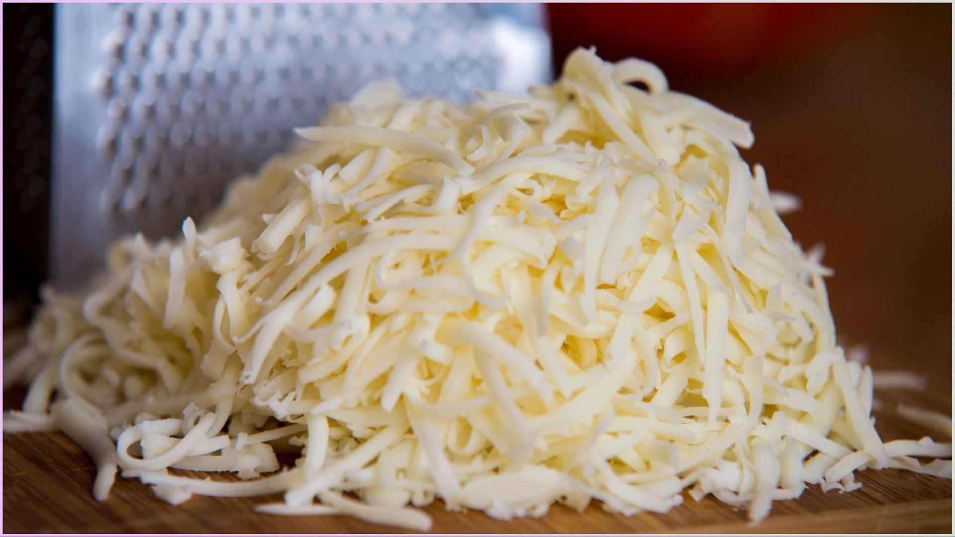 The PICS Grated Cheese recall affects at least nine different varieties of products (Image via Irontrybex/ Getty Images)