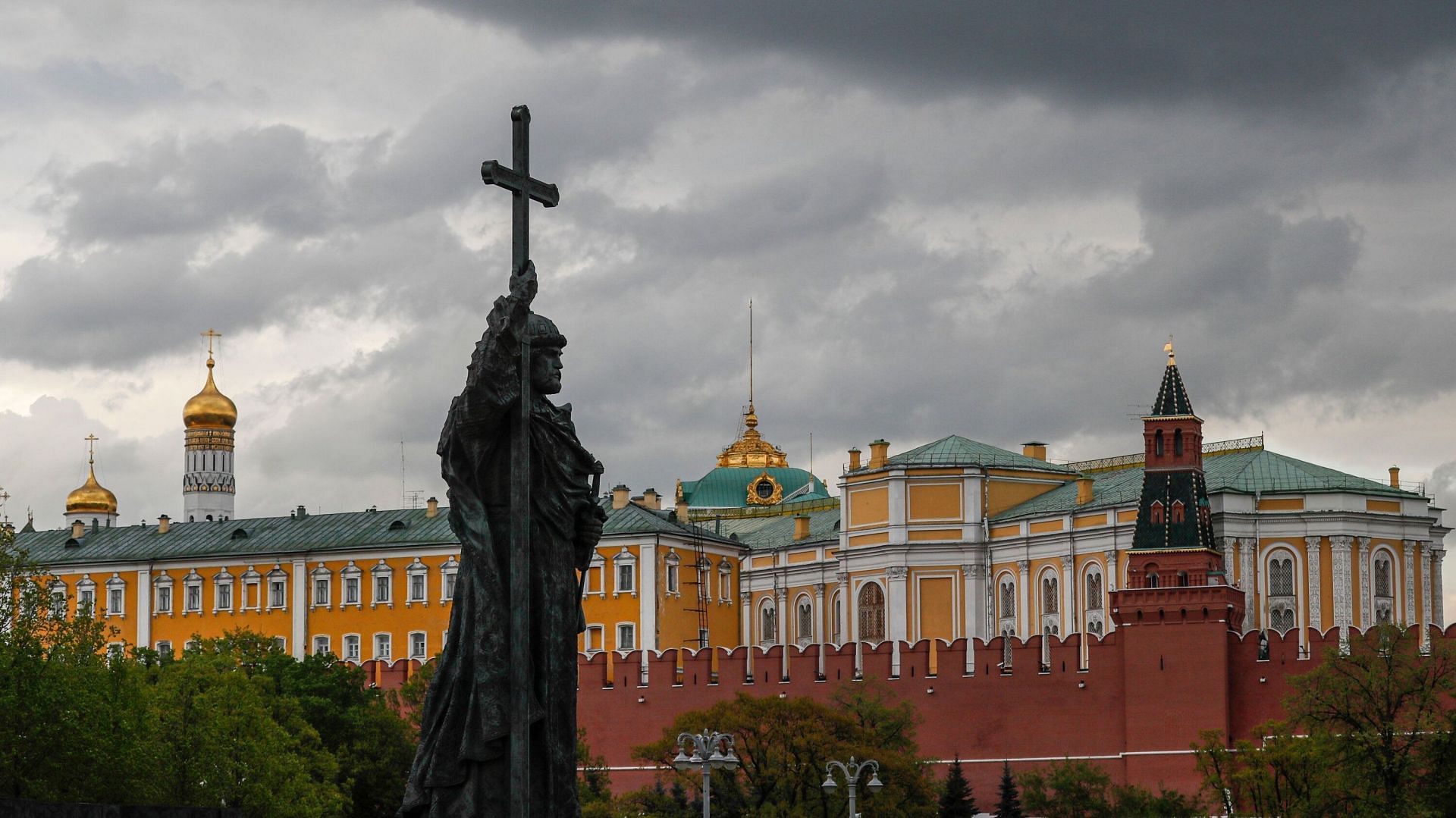 Ukraine denies Kremlin attack (Image via Shutterstock)