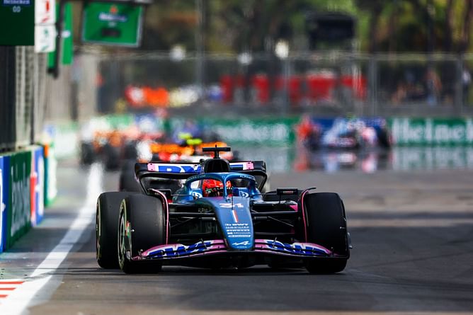 "This is what happens when you fire Alonso": Alpine boss Otmar Szafnauer criticised by fans for a poor start to the season