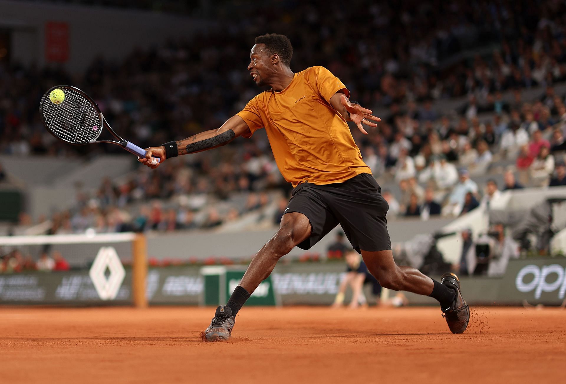 Gael Monfils in action at the 2023 French Open.
