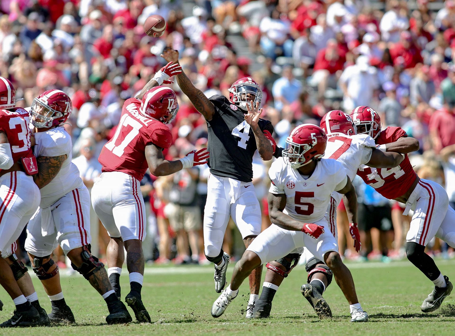 Tidal charts: Will Jacksonville's Mac Jones automatically inherit the  Alabama QB job?