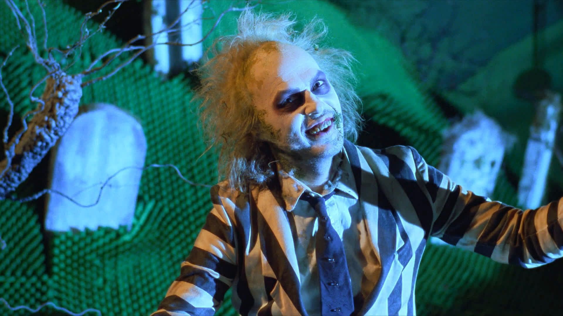 Michael Keaton as Beetlejuice in the 1988 film, Beetlejuice (Image via Warner Bros. Pictures)