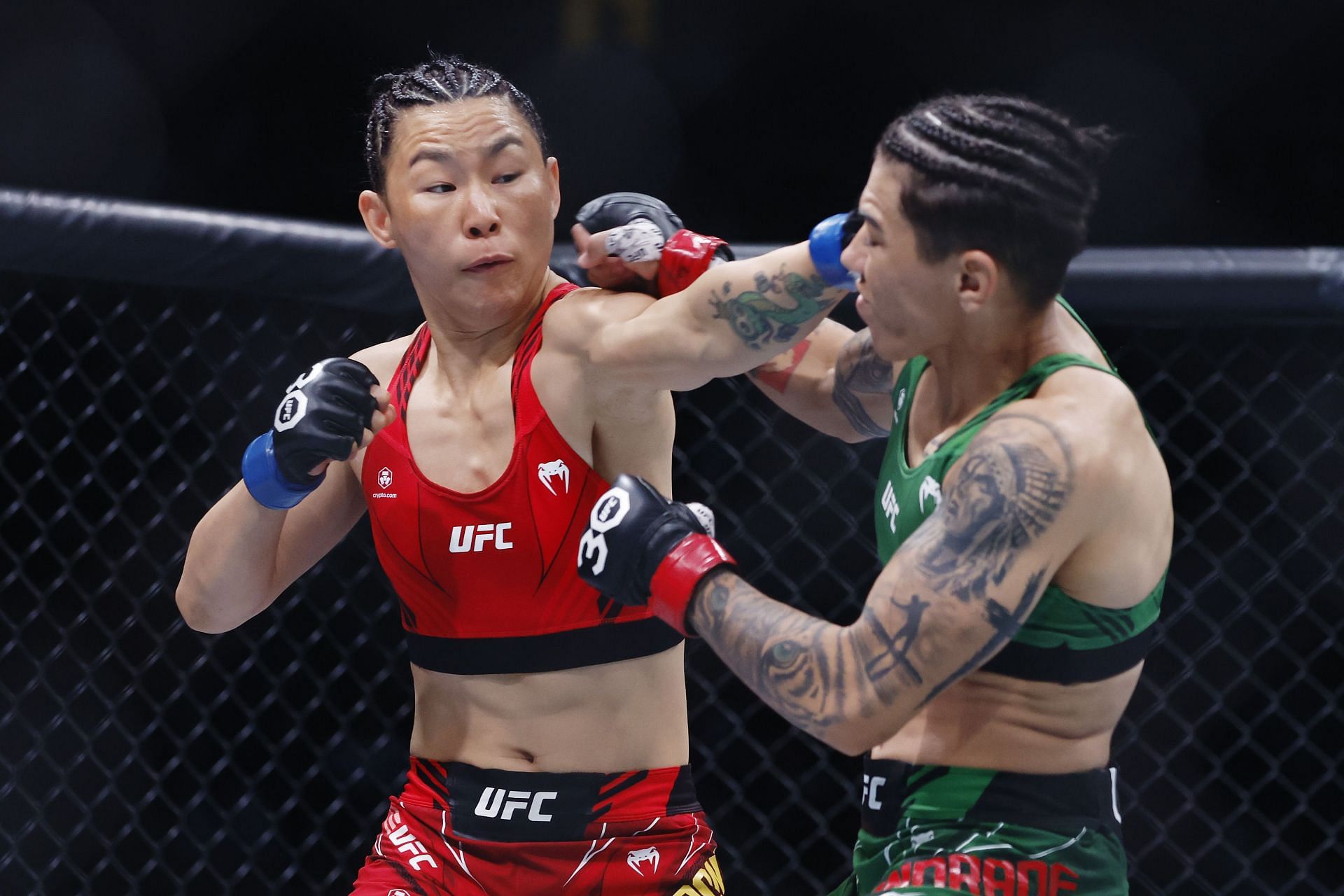 Yan Xiaonan should&#039;ve earned a shot at Weili Zhang with her win last night