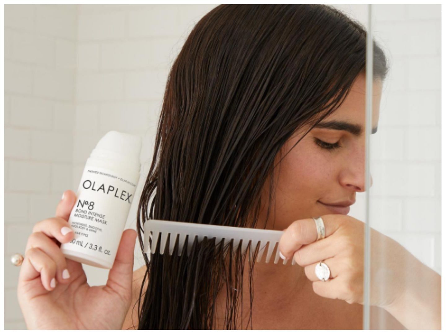 Is Olaplex good for your hair? (Image via IG @olaplex)