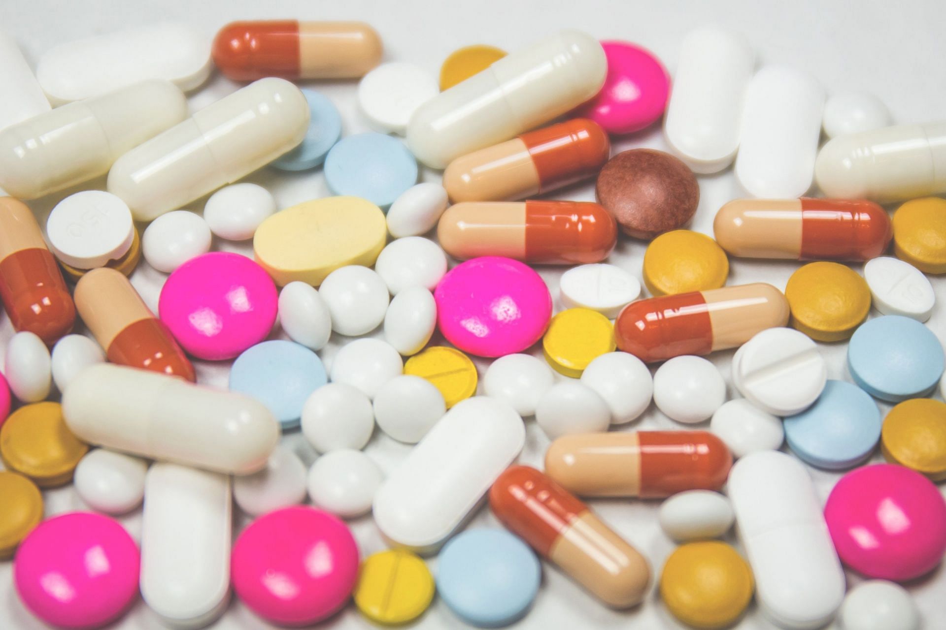 Prebiotic and Protbiotic (Image via Unsplash/Freestocks)