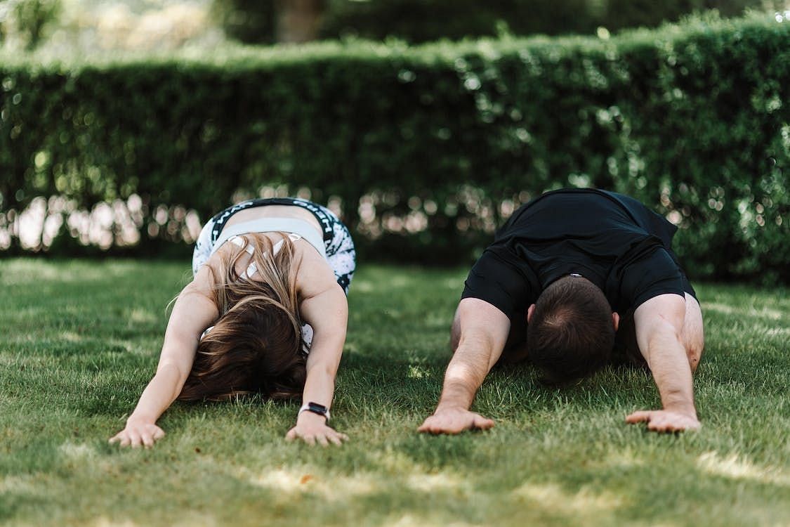 Stretches for squats for better recovery (Image via Pexels/Karolina Grabowska)