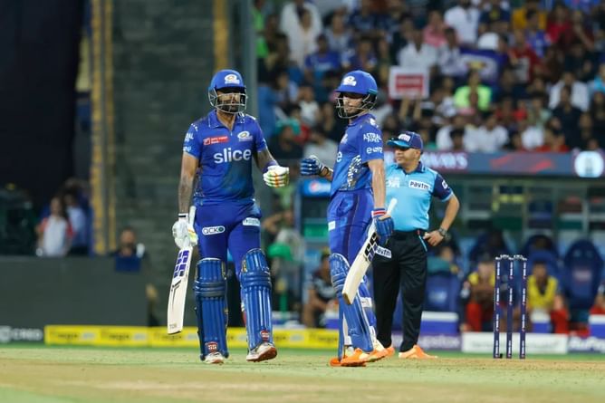 IPL 2023 - तुम्हारी वजह से सूर्यकुमार यादव आउट हो गए थे...इशान किशन ने नेहाल वाढेरा पर लगाया बड़ा इल्जाम