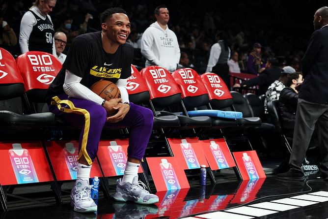 "It's not like he's Tom Brady and they're the Bills or anything" - LA Lakers fan argue Russell Westbrook is missed against Nuggets