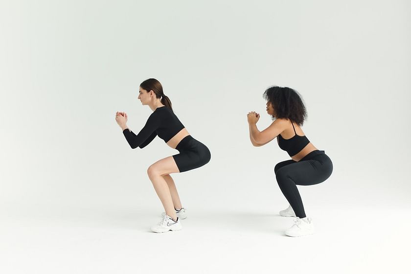 ad) Leg workoutss using body weight 1. Air squats or jump squats