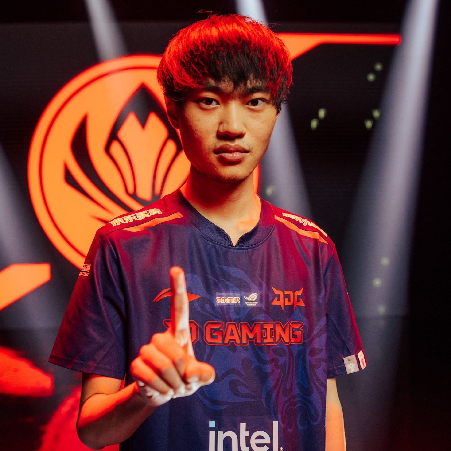 Knight is finally living up to his name as the Golden Left Hand on the international stage (Image via LoL Esports)