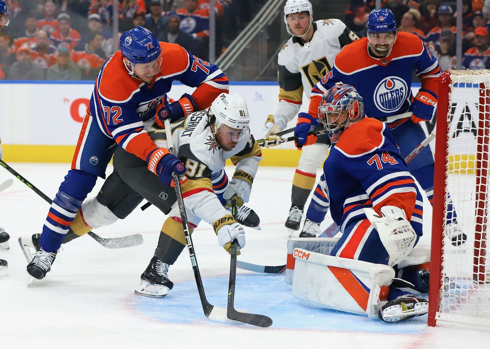 Las Vegas Golden Knights v Edmonton Oilers - Game Three