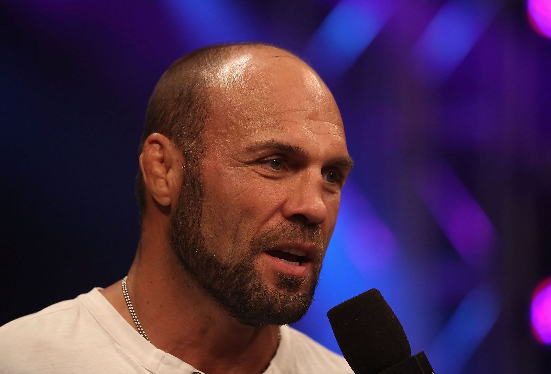 Randy Couture won the UFC heavyweight title at the age of 43
