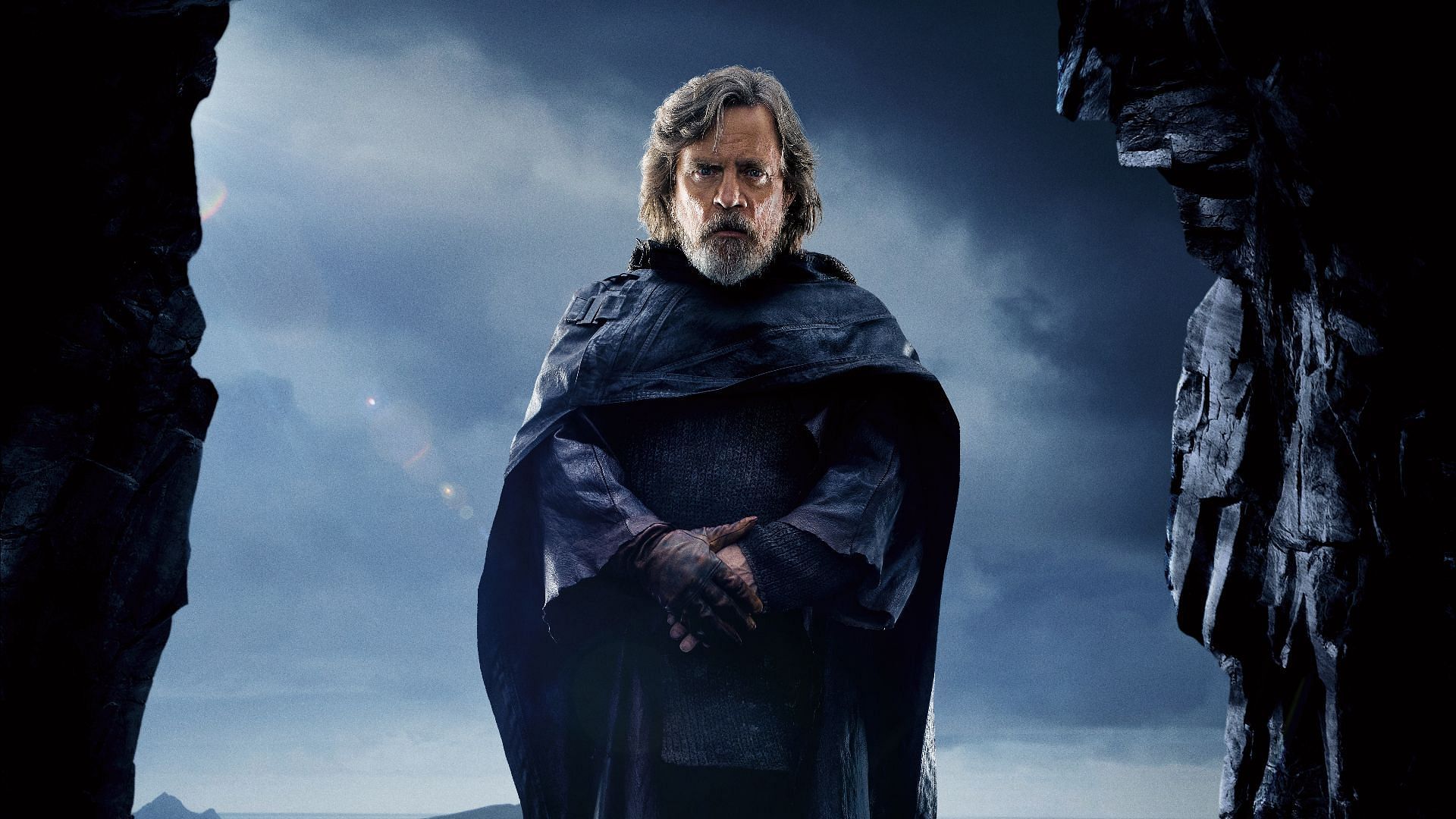 Mark Hamill believes that the role of Luke Skywalker should be recast with an actor who is of the right age (Image via Lucasfilm)