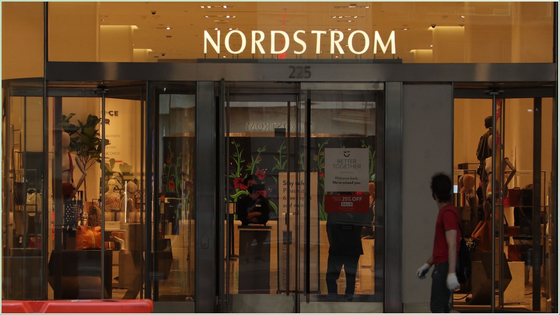 Nordstrom to shut down its San Francisco Center and the Market Street Rack store in the coming months (Image via Rob Kim/Getty Images)
