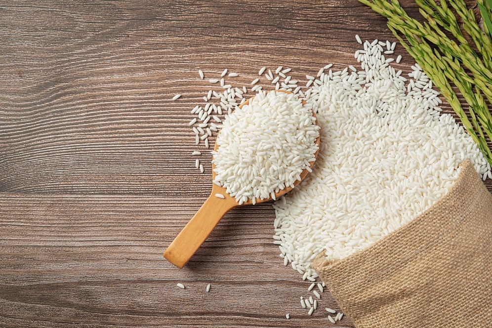 What makes this rice great? (Image via Freepik/jcomp)