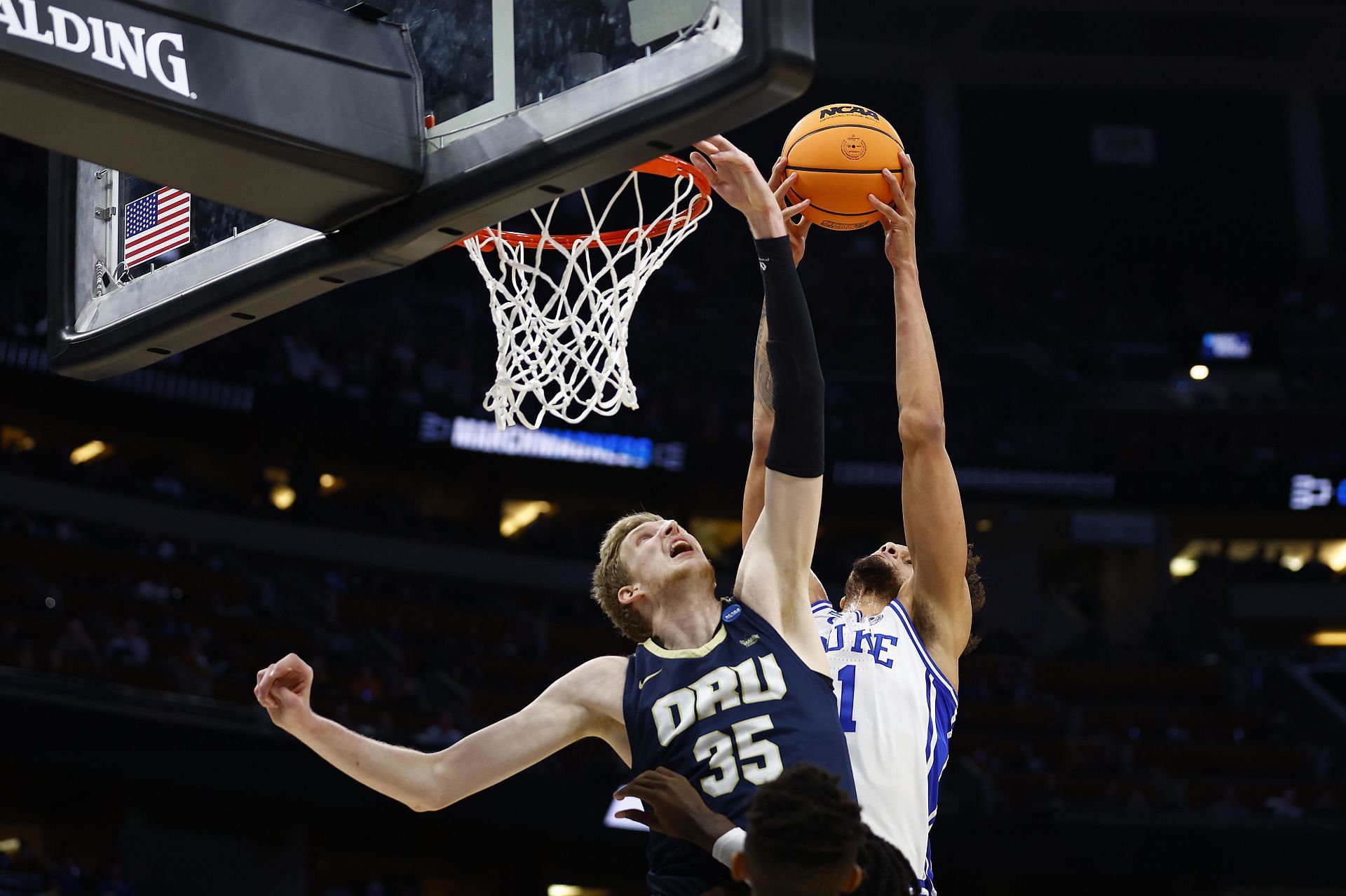 Oral Roberts v Duke