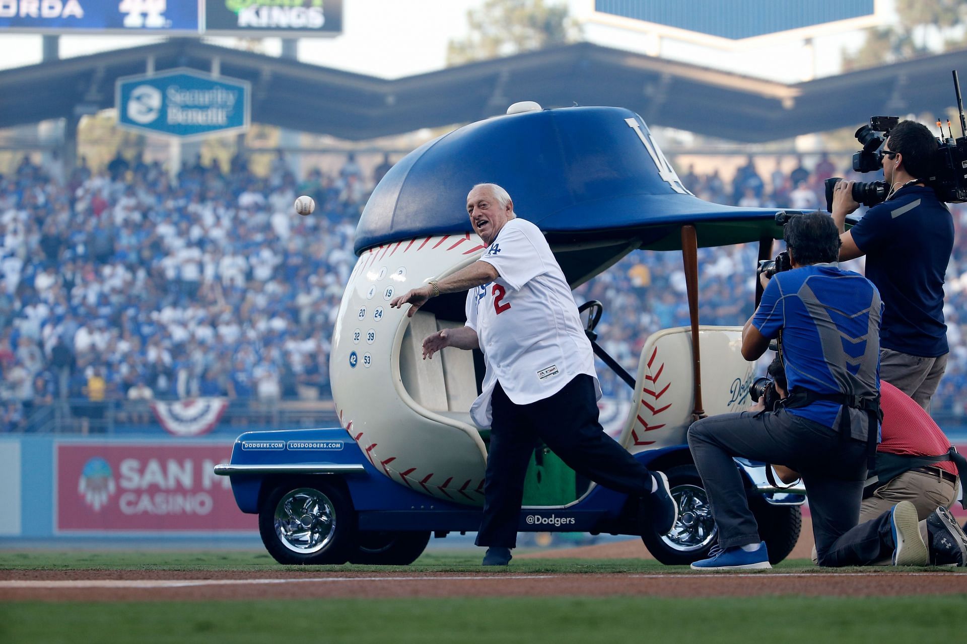 World Series - Boston Red Sox v Los Angeles Dodgers - Game Three: LOS ANGELES, CA - OCTOBER 26: Former Los Angeles Dodgers player and manager Tommy Lasorda throws the ceremonial first pitch prior to Game Three of the 2018 World Series between the Los Angeles Dodgers and the Boston Red Sox at Dodger Stadium on October 26, 2018, in Los Angeles, California. (Photo by Eugene Garcia - Pool/Getty Images)