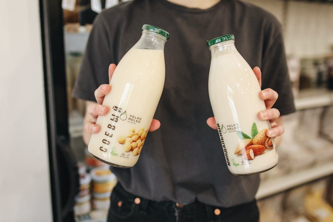 Soy milk is rich in a variety of essential vitamins and minerals that play a vital role in maintaining good health. (Polina Tankilevitch/ Pexels)