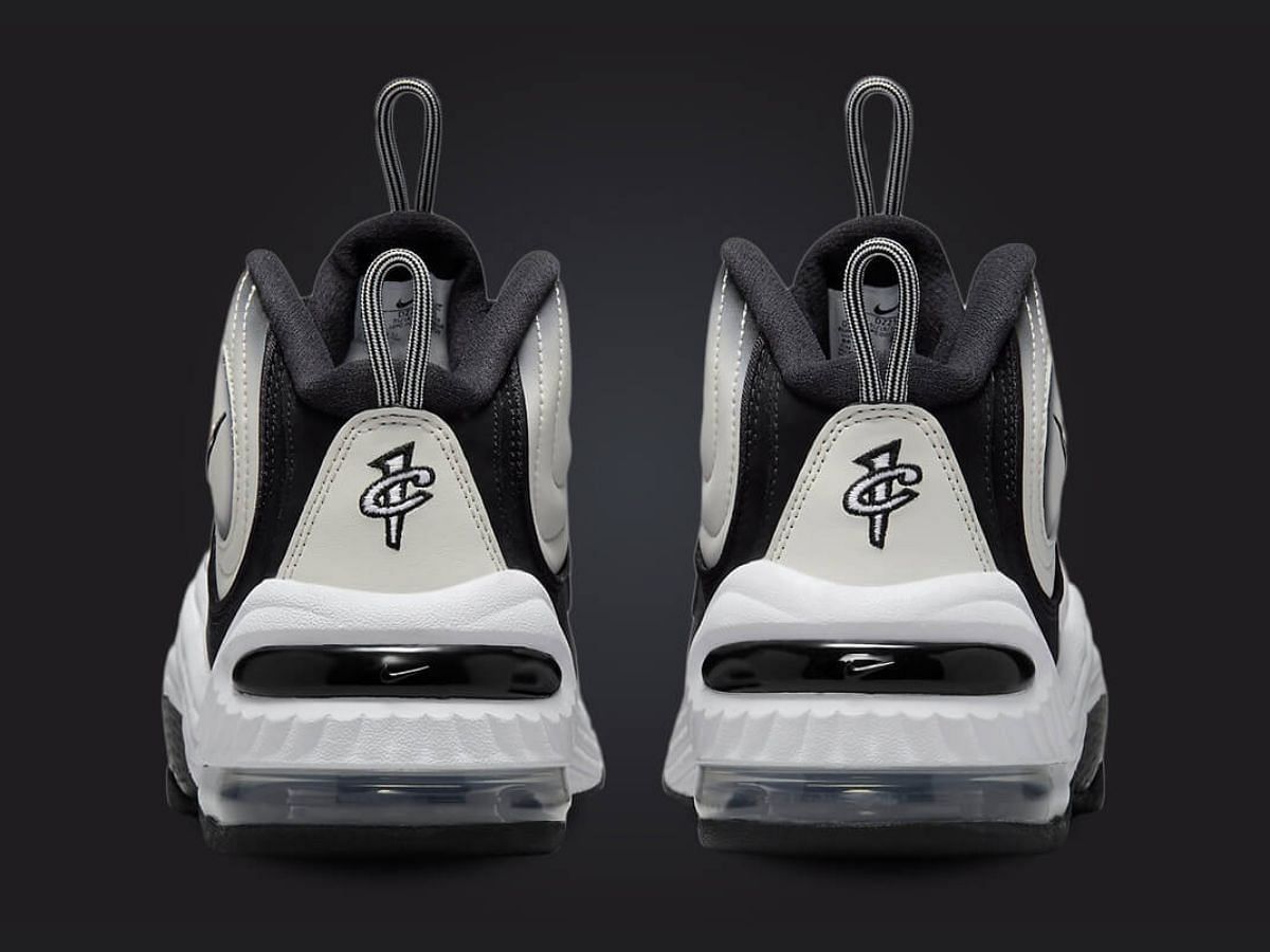 Here&#039;s a closer look at the heel counters of the sneakers (Image via Nike)