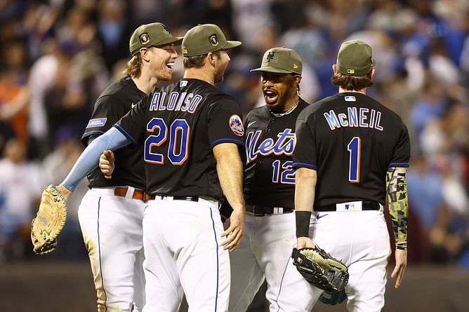 MLB analyst speechless over New York Mets' strange new celebration: "This is kind of the weirdest thing I’ve ever seen"