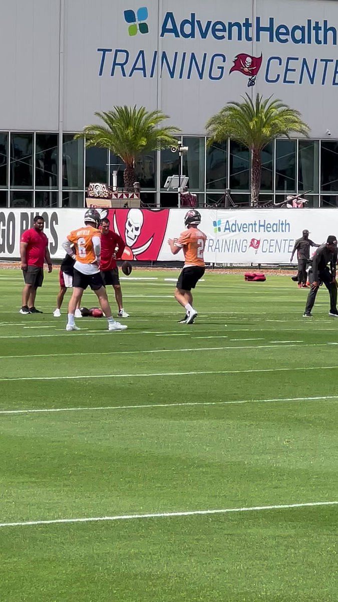 Baker Mayfield throws a TD pass in his bid to follow Tom Brady as the  Buccaneers' starting QB - The San Diego Union-Tribune