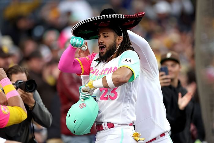 Fernando Tatis Jr.'s phenomenal defensive output has Padres fans calling  for prestigious accolade - Locking in that Platinum Glove