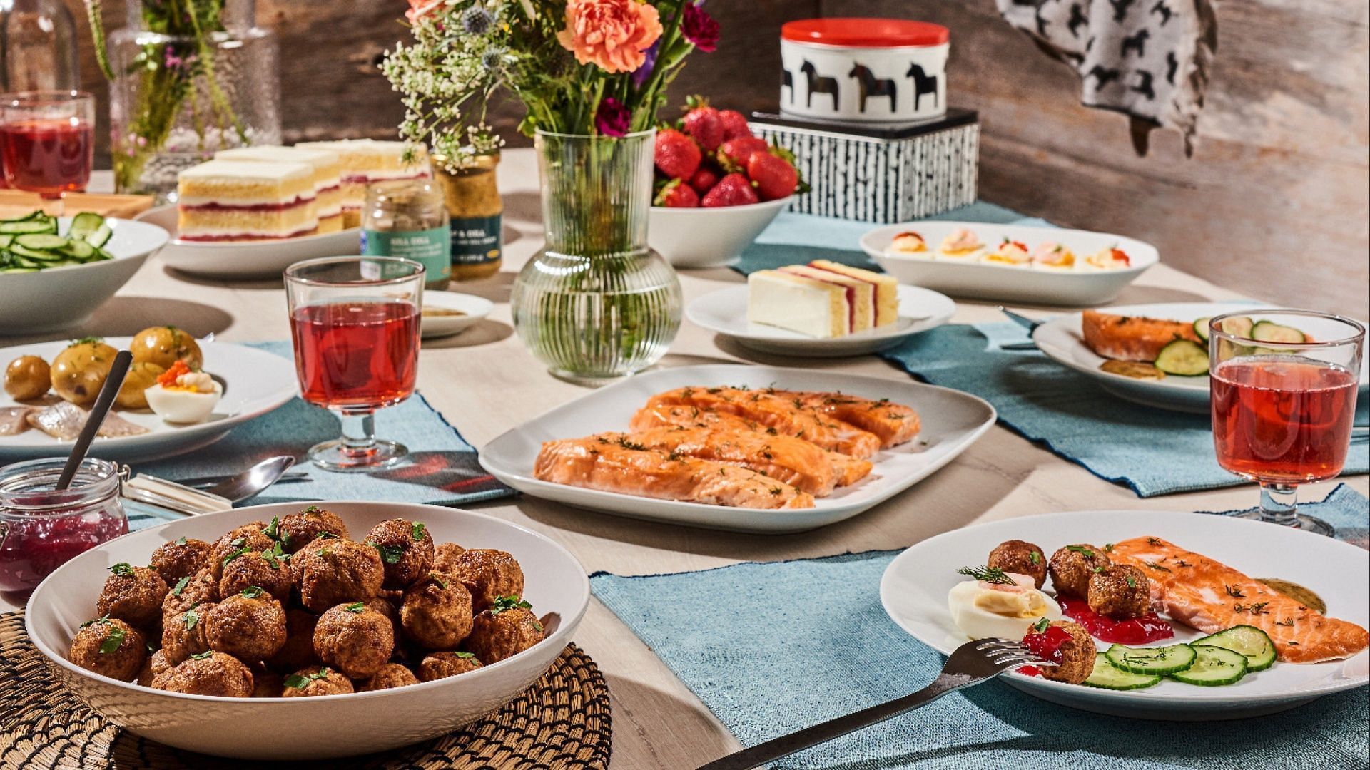 Guests can enjoy delicious Scandinavian treats on June 23 at the buffet at all participating locations (Image via IKEA)
