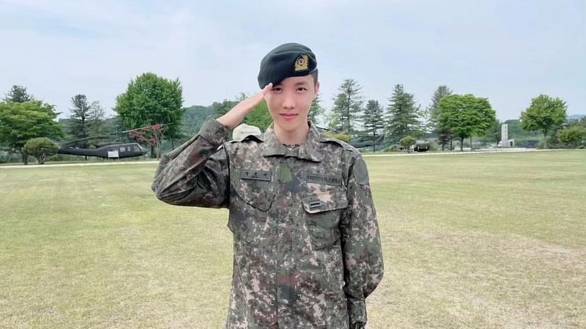 BTS: J-Hope smiles, makes heart gesture in military uniform