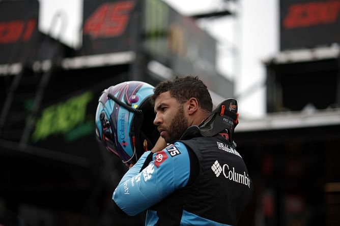 Bubba Wallace escapes fine from NASCAR after he was caught flipping the bird on live TV