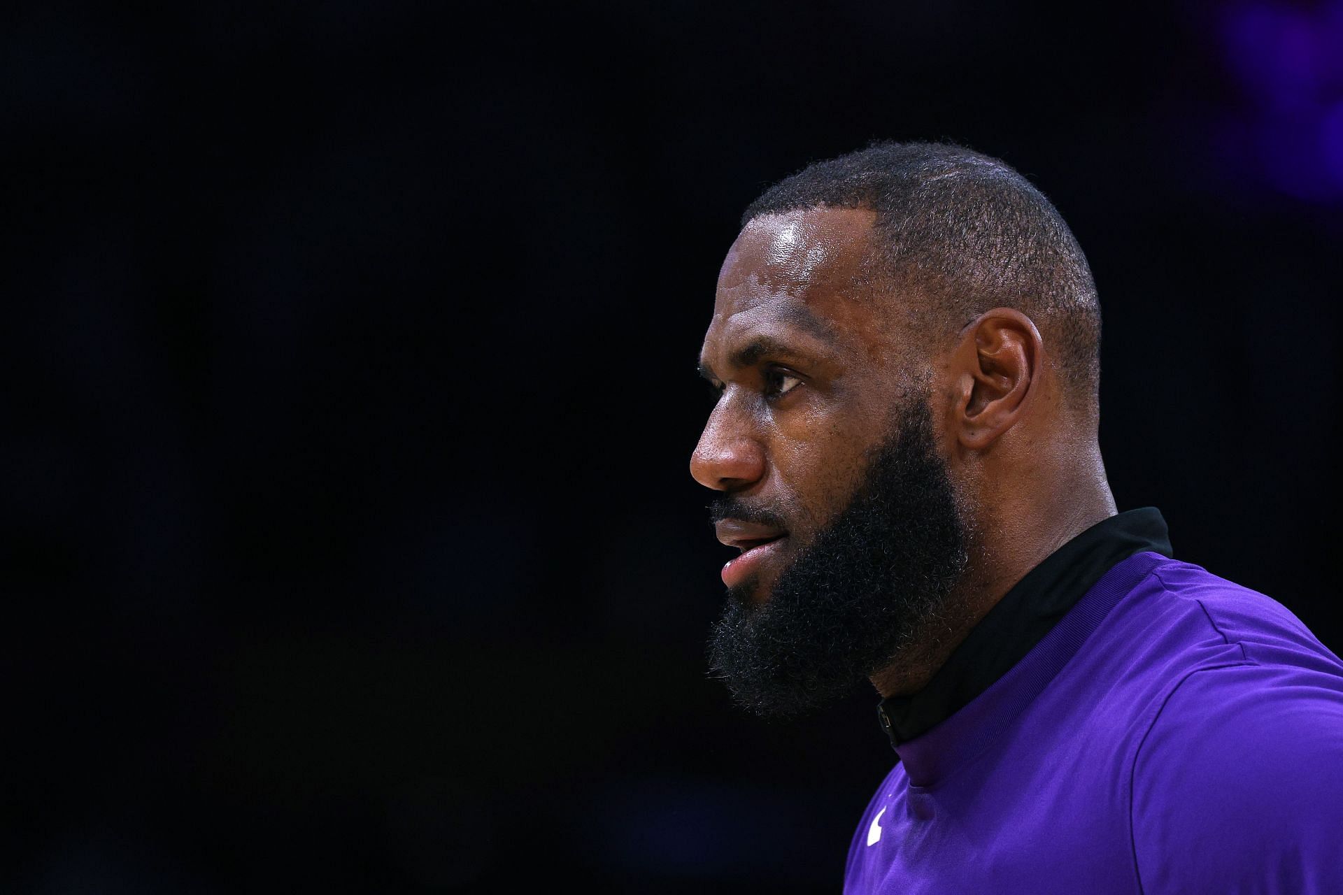 Is LeBron James playing tonight against Warriors? Latest update on ...