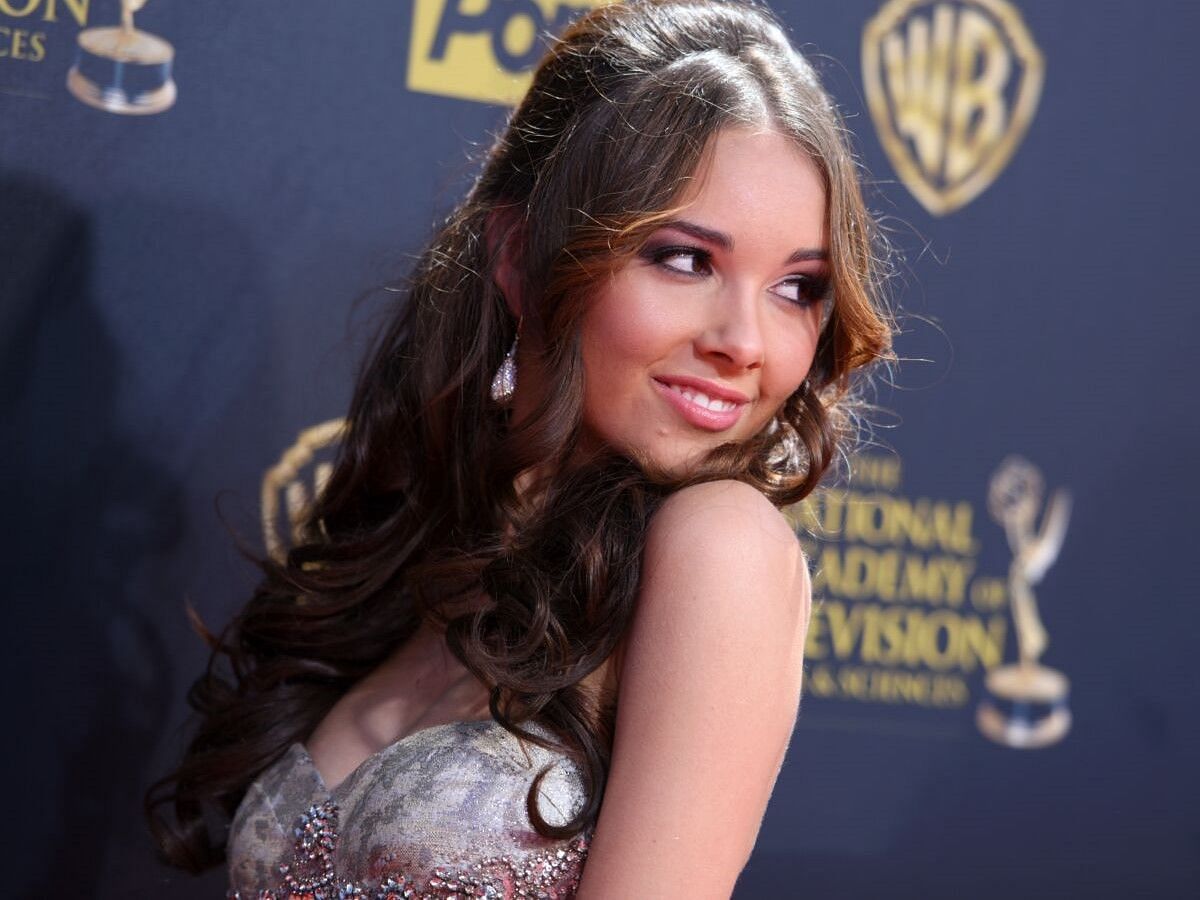 Who will replace Haley Pullos as Molly Lansing-Davis in General Hospital?  Temporary exit from show and more explored