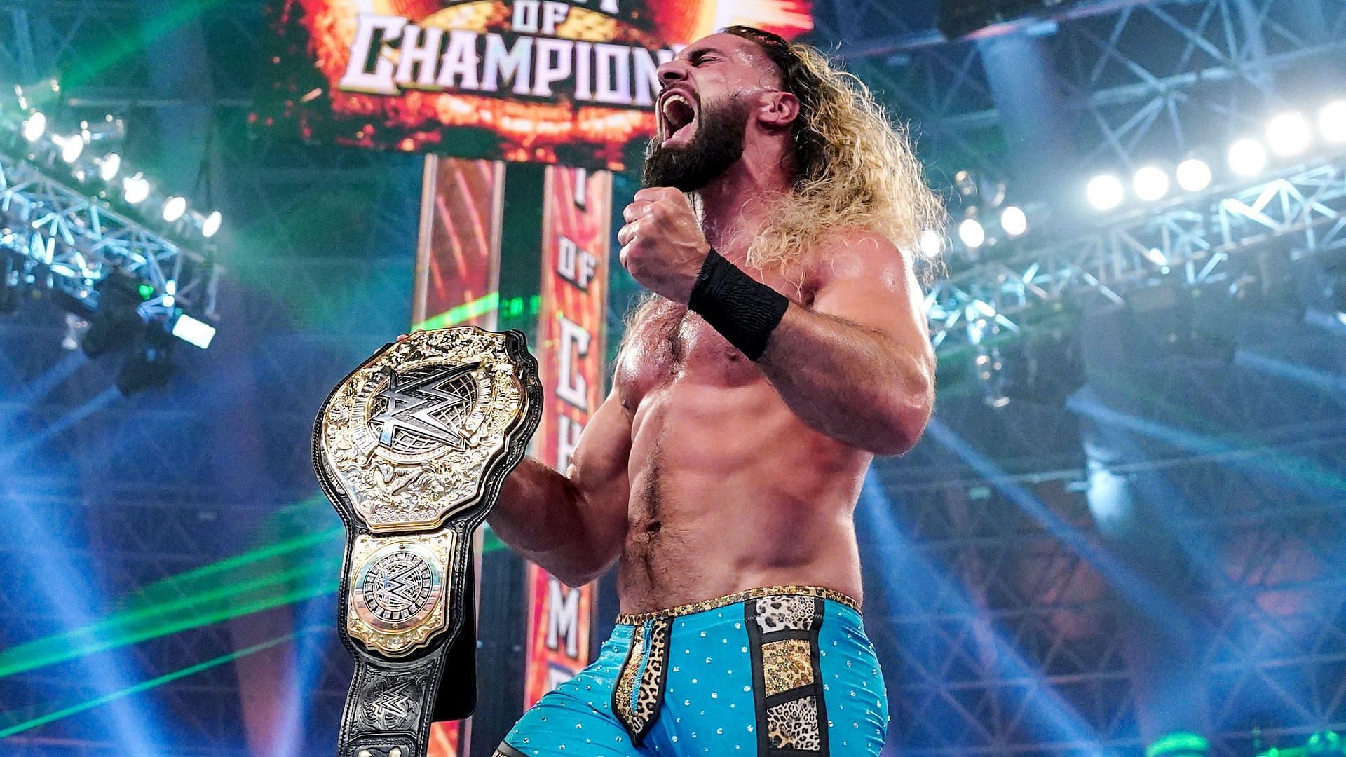 Seth Rollins defeated AJ Styles to become the World Heavyweight Champion
