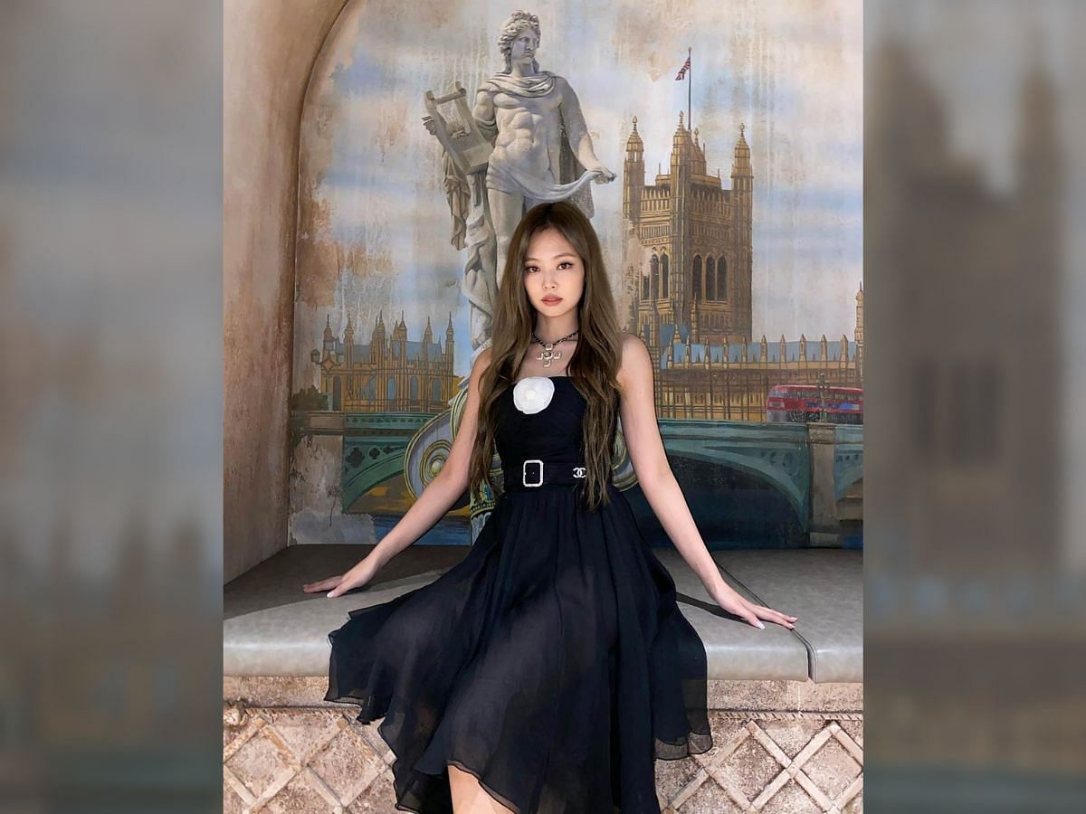 Jennie rocking the ash brown color (Image via Sportskeeda)