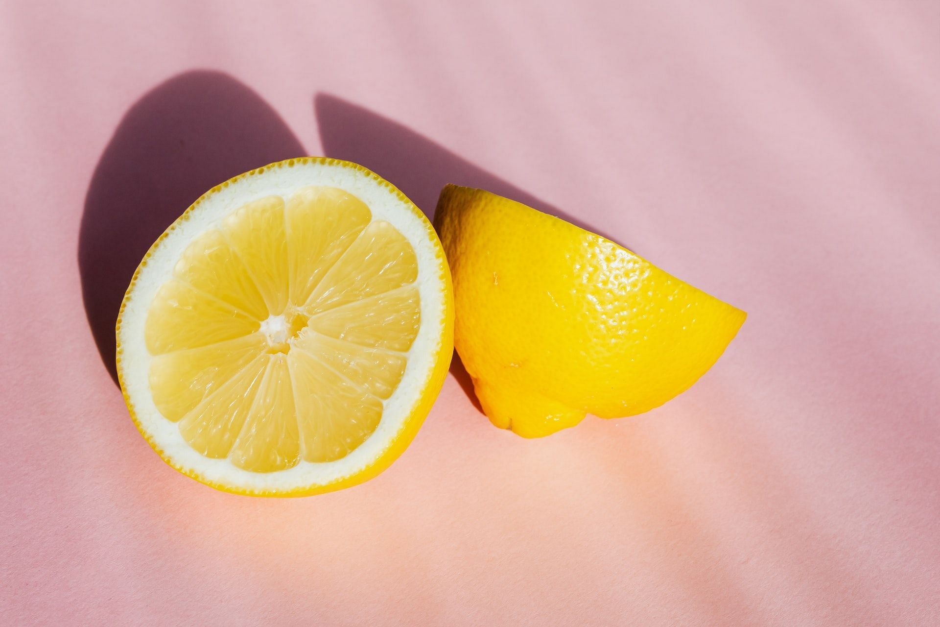 Biting on a lemon can help get rid of hiccups. (Photo via Pexels/Karolina Grabowska)