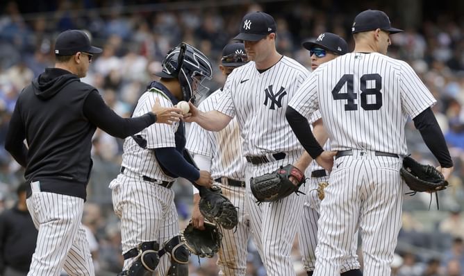 New York Yankees fans agitated as Gerrit Cole gives up four home runs over 2.1 innings pitched: "The Cole we know and don't love" "Embarrassing"
