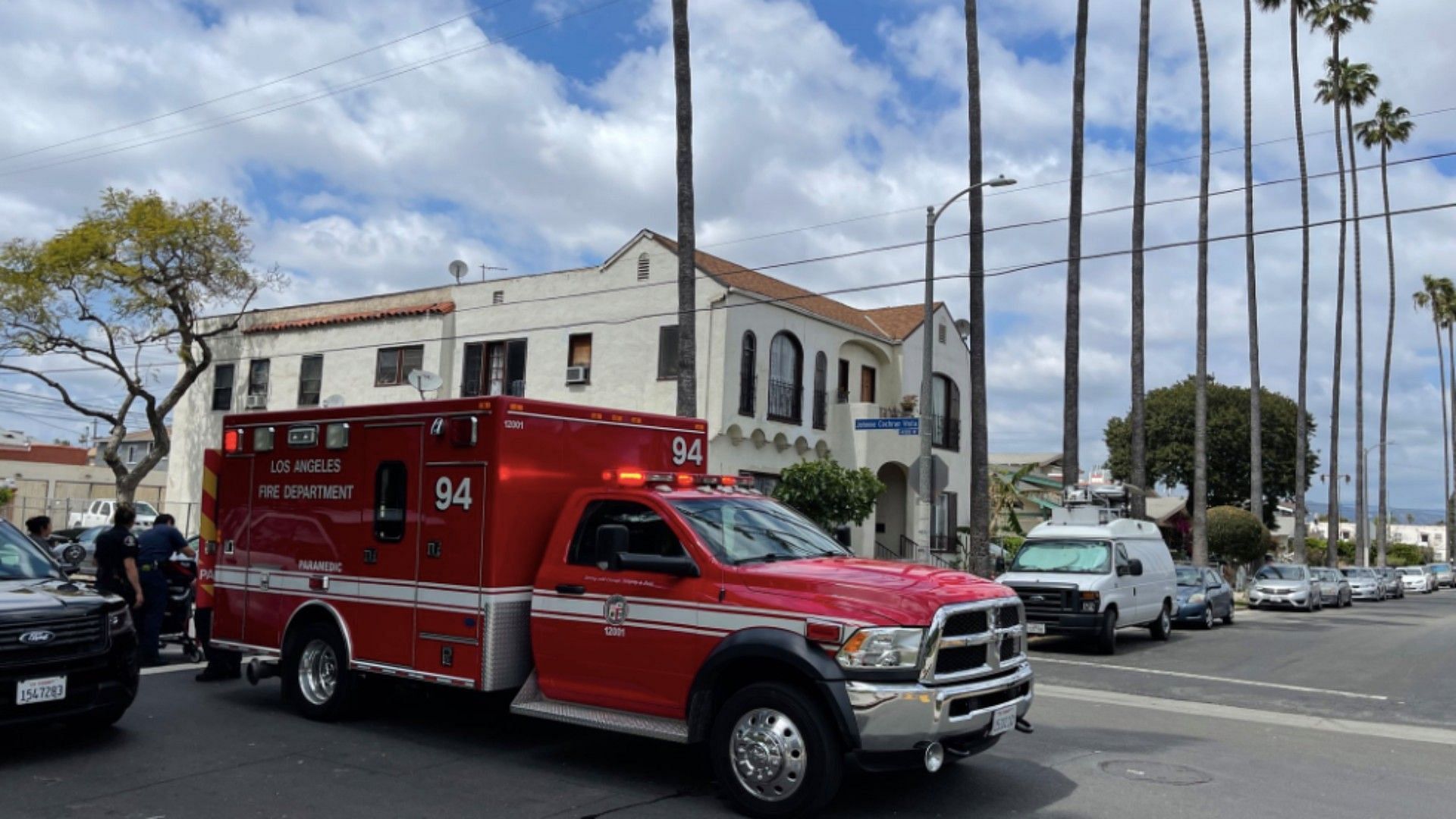 Ambulance responding to possible overdose report at ohnnie Cochran Middle School (Image via Tena Ezzeddine)