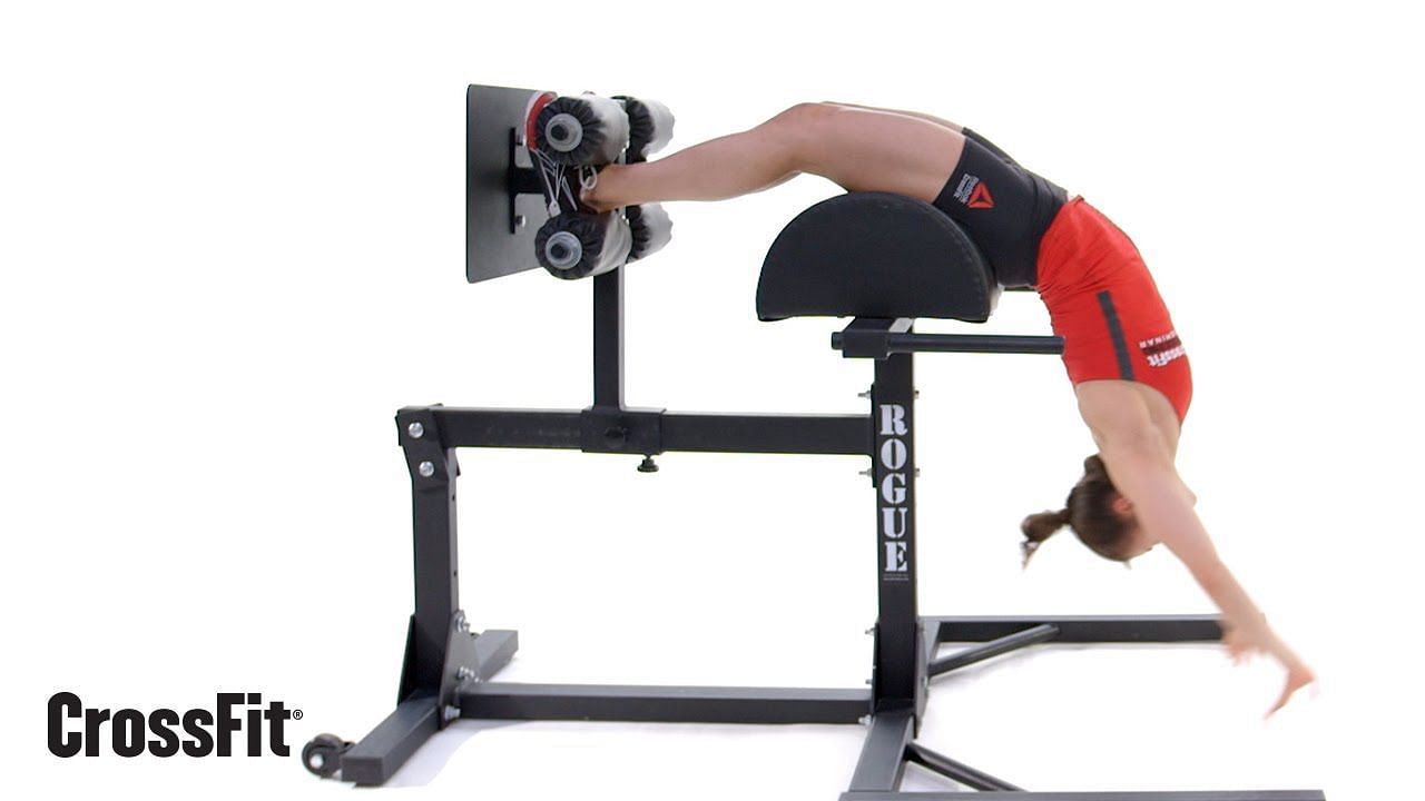 GHD sit up machine is a specialized piece of equipment meticulously crafted to concentrate on the glutes, hamstrings, and core muscles. (Image via CrossFit/ Youtube)
