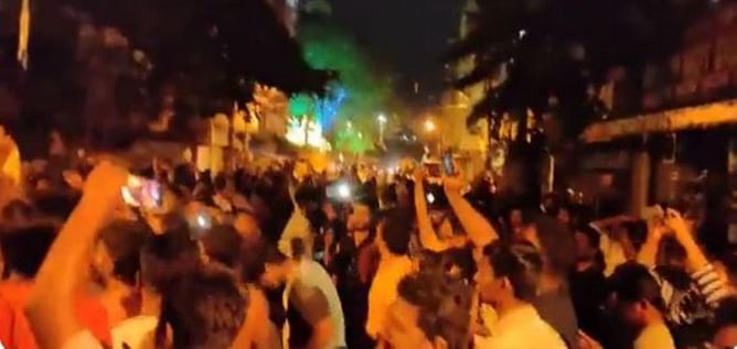 [Watch] CSK fans in Bangalore celebrate wildly after IPL 2023 triumph