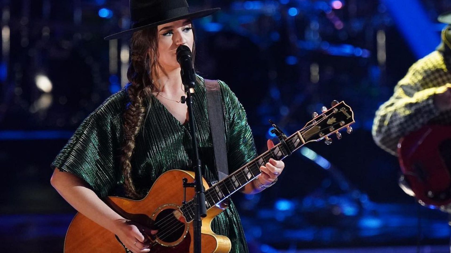 Grace West delivers an impressive performance on The Voice