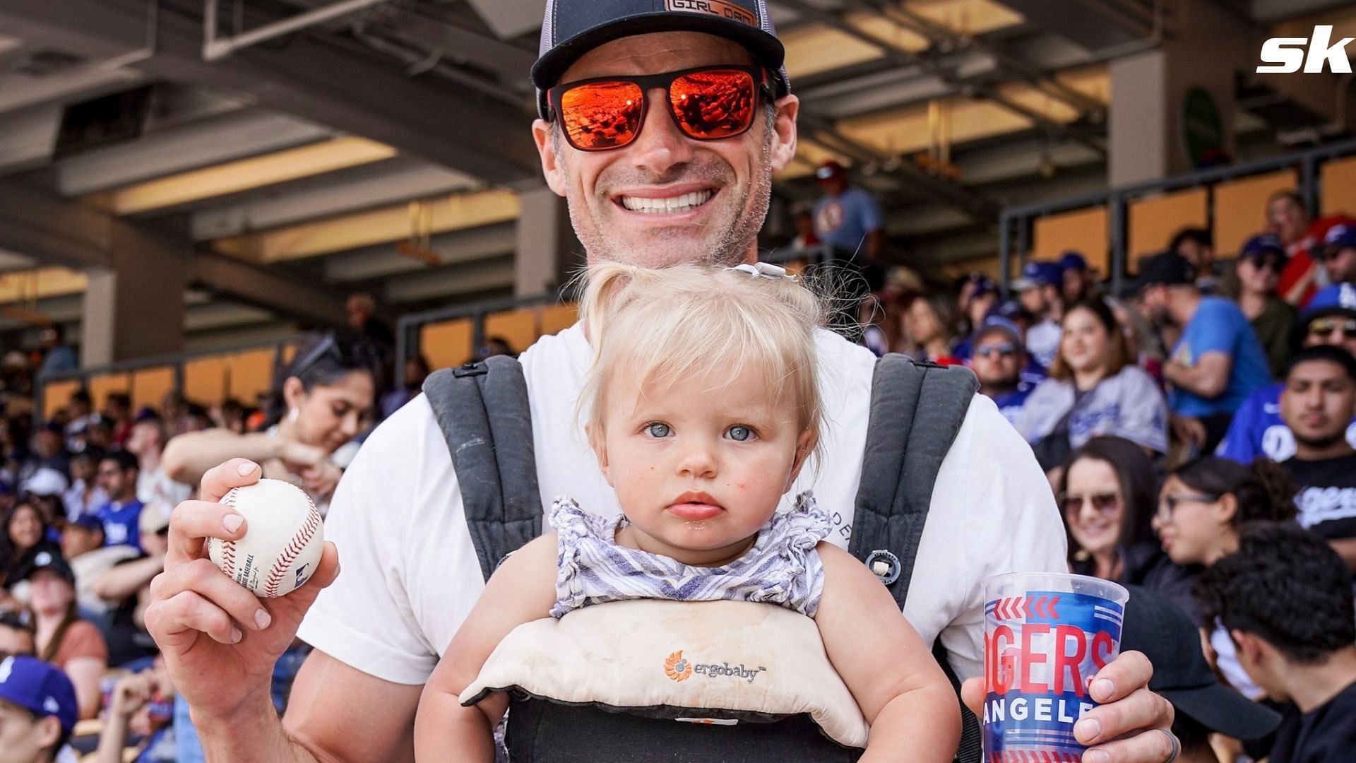 Dodgers Fan Catches Foul Ball While Holding His Baby and a Beer