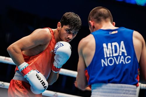 Sachin Siwach in action in his Men's World Boxing Championship bout (Image Courtesy: BFI)