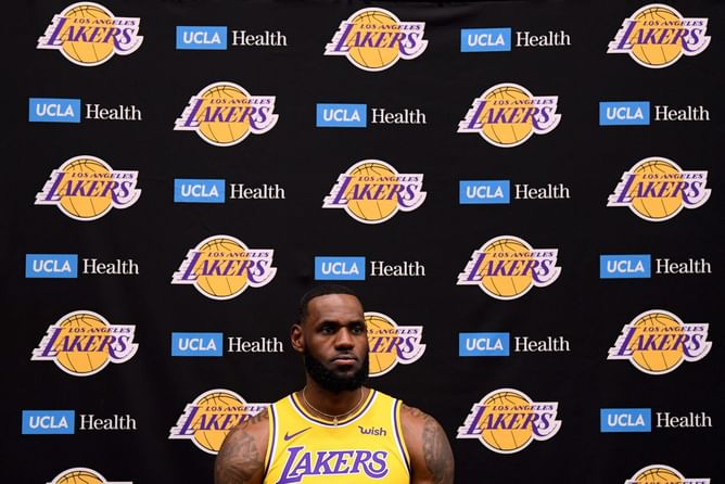 NBA Rumors: LeBron James will continue playing for Lakers in his 21st year in NBA