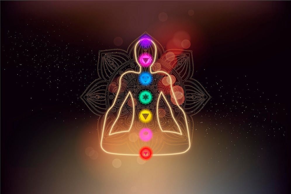 Everything you need about heart chakra (Image via Freepik)